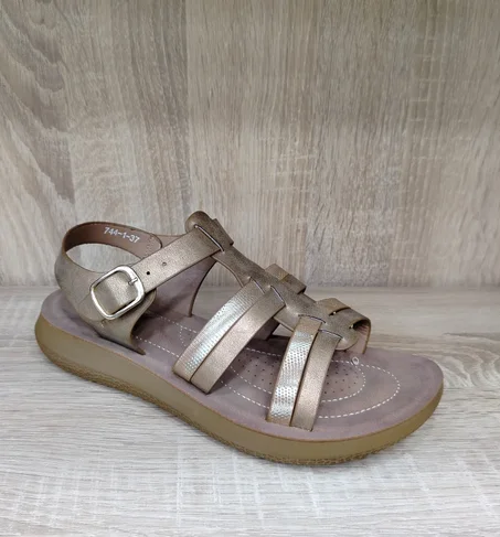 صندالة صيفية للنساء