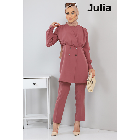 أنسومبل نسائي ( REF 03 )