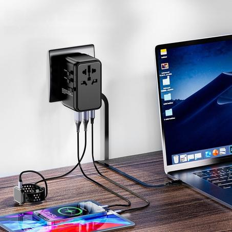 محوّل وشاحن ذكي واحد يغنيك عن كل الشواحن في سفرك