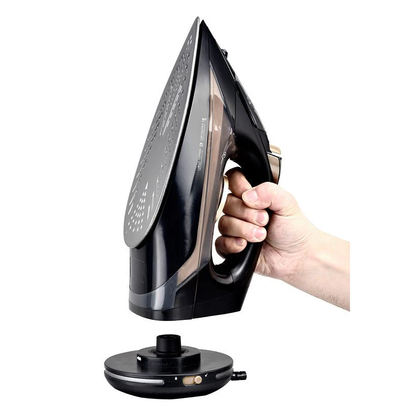 Cordless Steam Iron UAE – Smooth, Flexible & Powerful Ironing