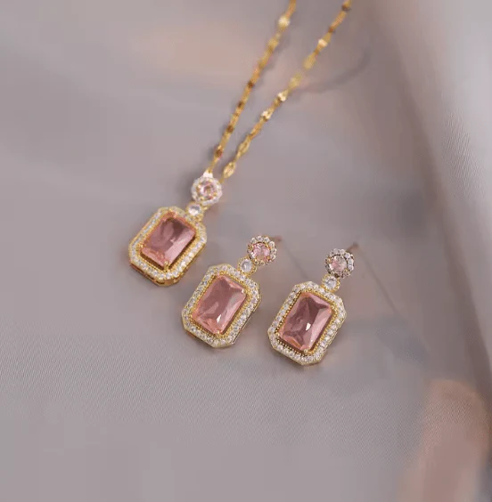 Royal Gemstone Necklace Set Pink