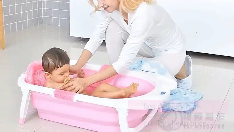 Foldable Baby Bath Tub UAE – Safe, Convenient & Space-Saving