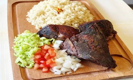 FAITE VOUS LIVRER VOTRE ATTIEKE POISSON THON A DOMICILE