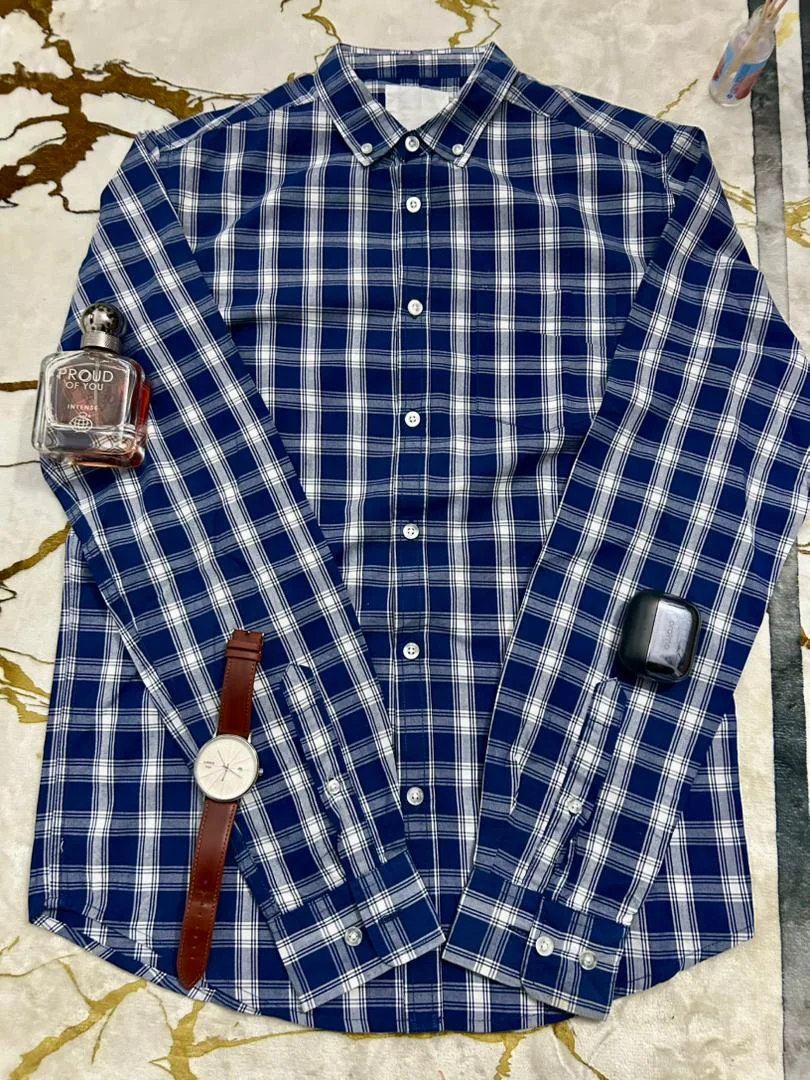 Chemise à carreaux C001