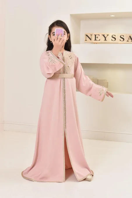 قفطان قرقاعون الملكي تصميم خاص ومميز للاحتفالات التراثية الخليجية