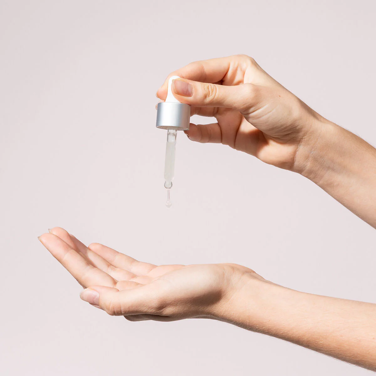 سيروم الوجه  الطبيعي بالكومبوتشا