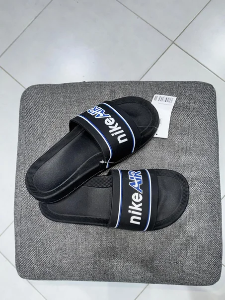 SENDAL NIKE