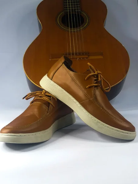 chaussure Orthopédique en cuire véritable tabac