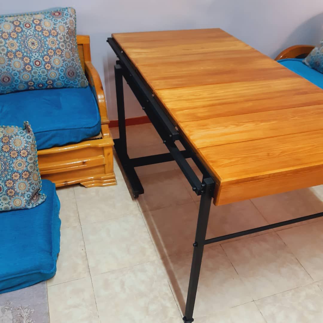 Table pliante sur roulettes