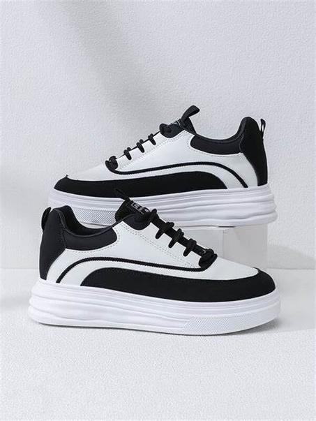 أحذية نسائية