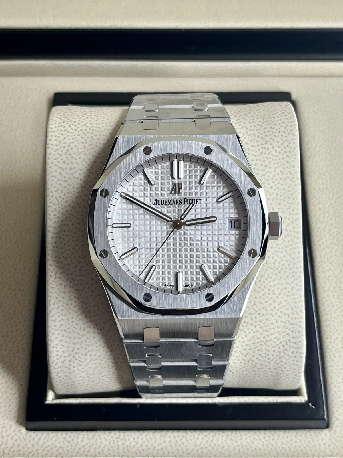 AUDEMARS PIGUET ROYAL OAK BLANCHE