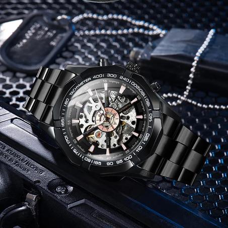 ساعة ميكانيكية لون أسود  مقاومة للماء تشتغل بدون بطارية