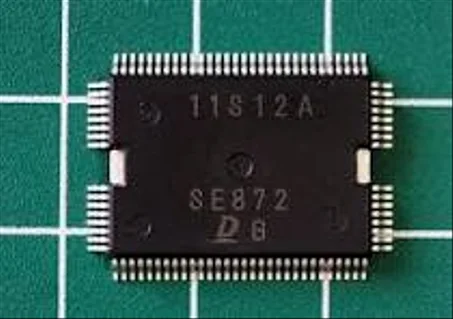 SE872