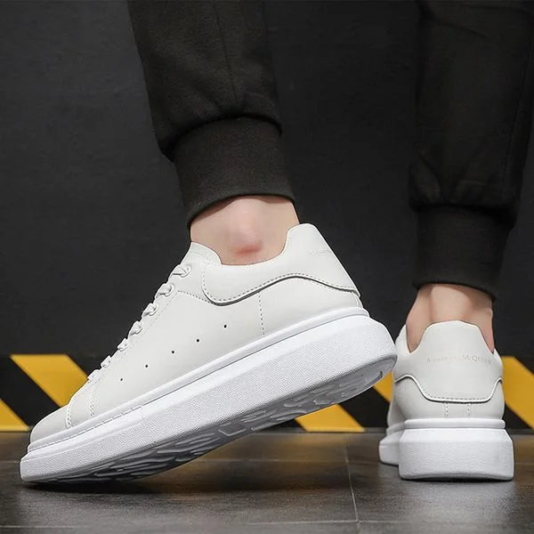 Alexander McQueen Urban Sneaker