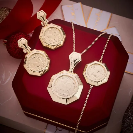 Pack bijoux : collier + gourmette + boucle d'oreille