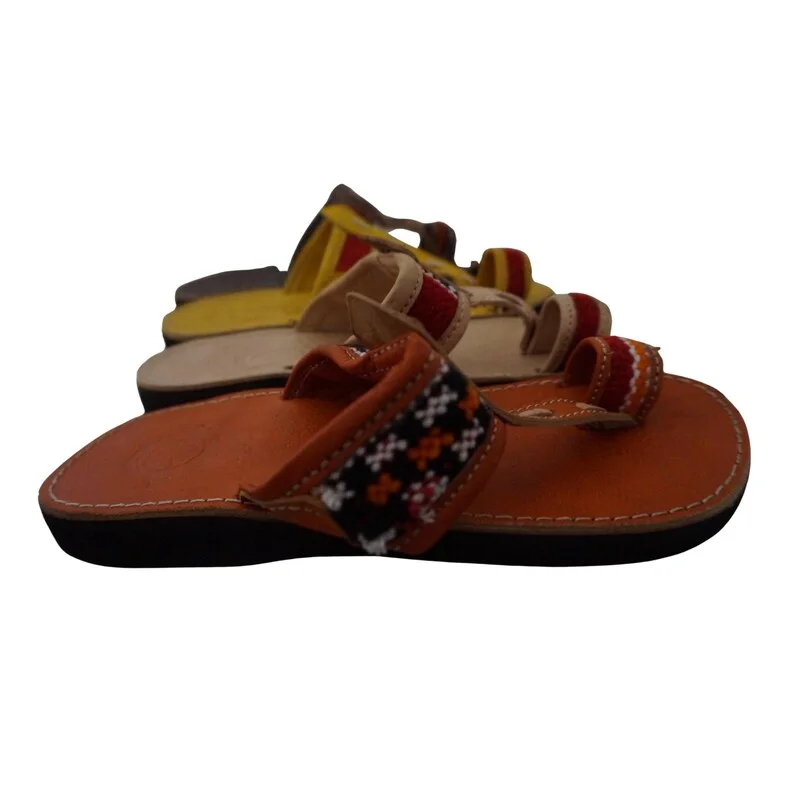 Handmade genuine leather sandals for men and women صنادل من جلد طبيعي رجالية ونسائية مصنوع يدوية