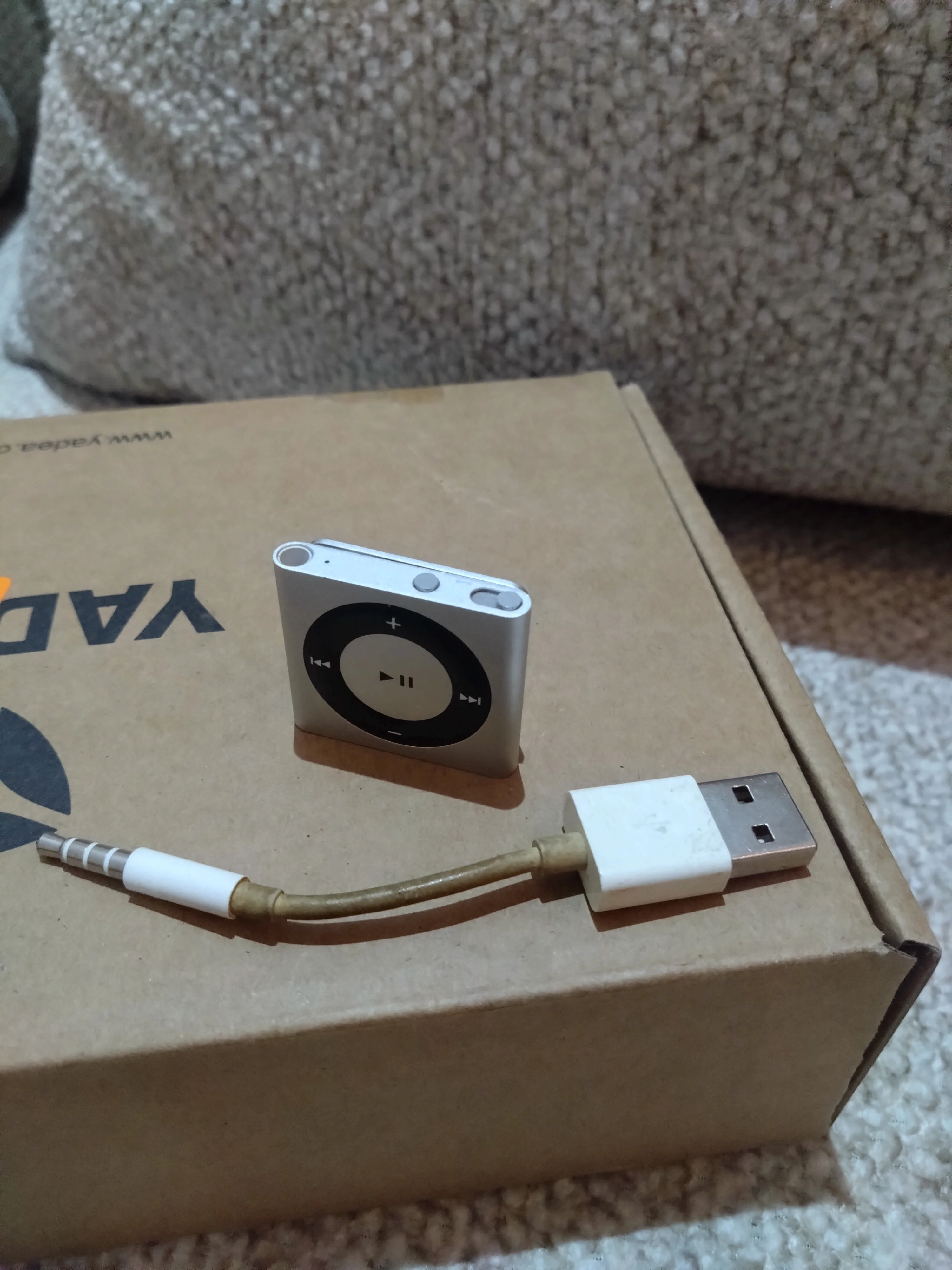 iPod shuffle 4th Generation