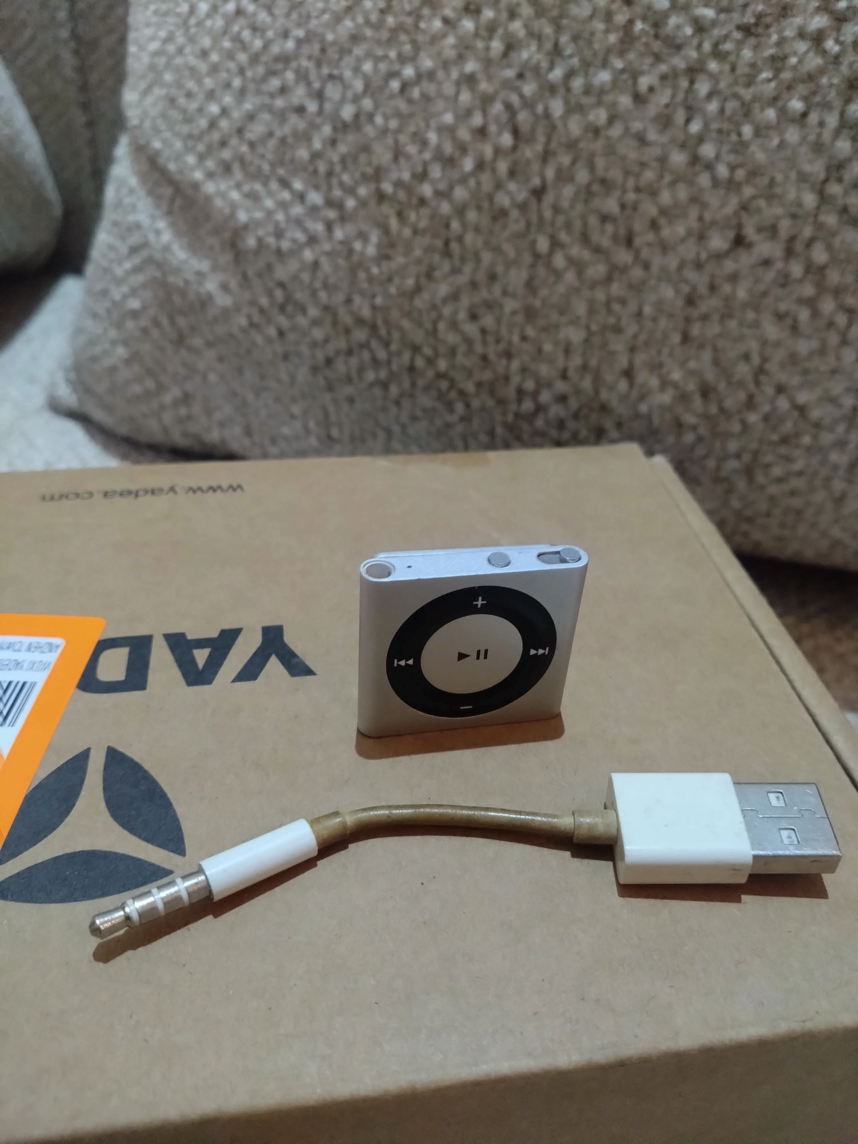 iPod shuffle 4th Generation