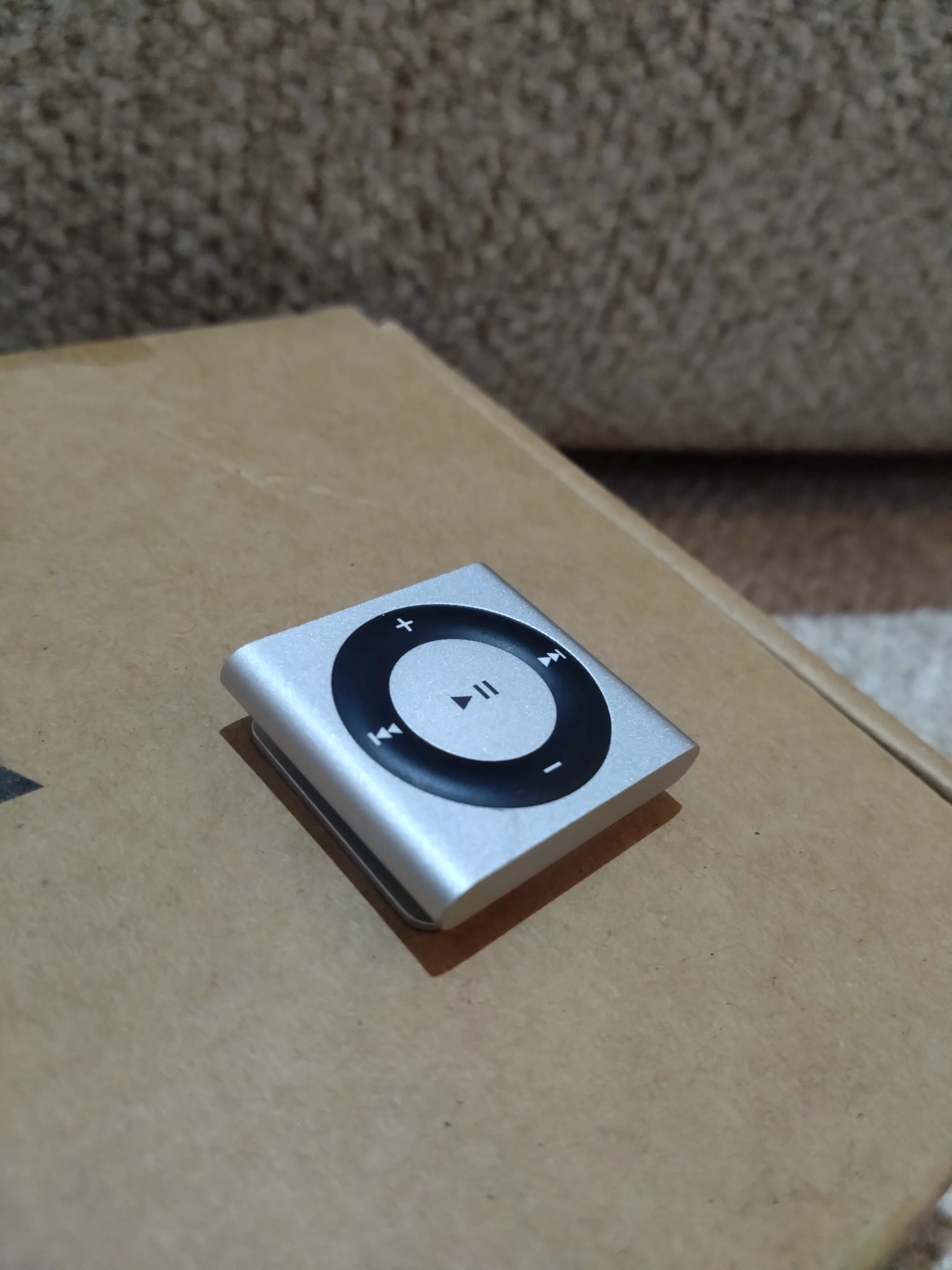 iPod shuffle 4th Generation