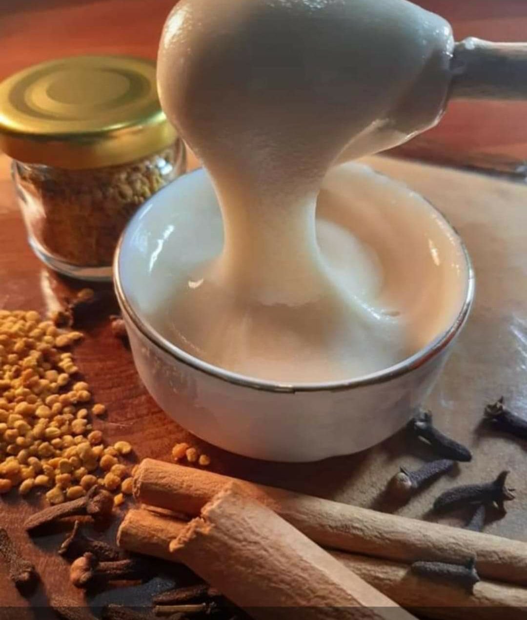 عسل أبيض قرغيزي