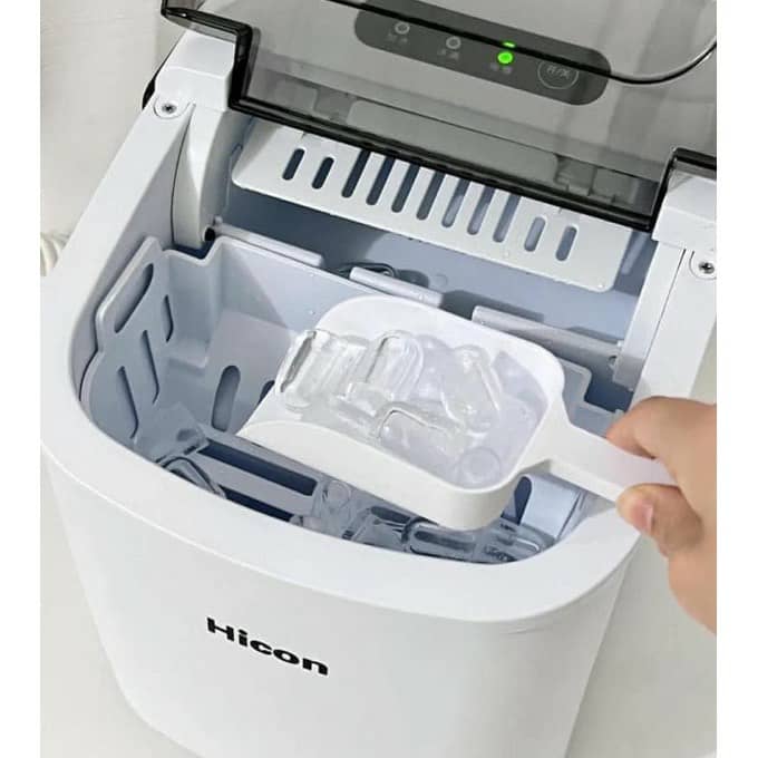 ماكينة صنع الثلج Hicon Ice maker بقوة 105 واط