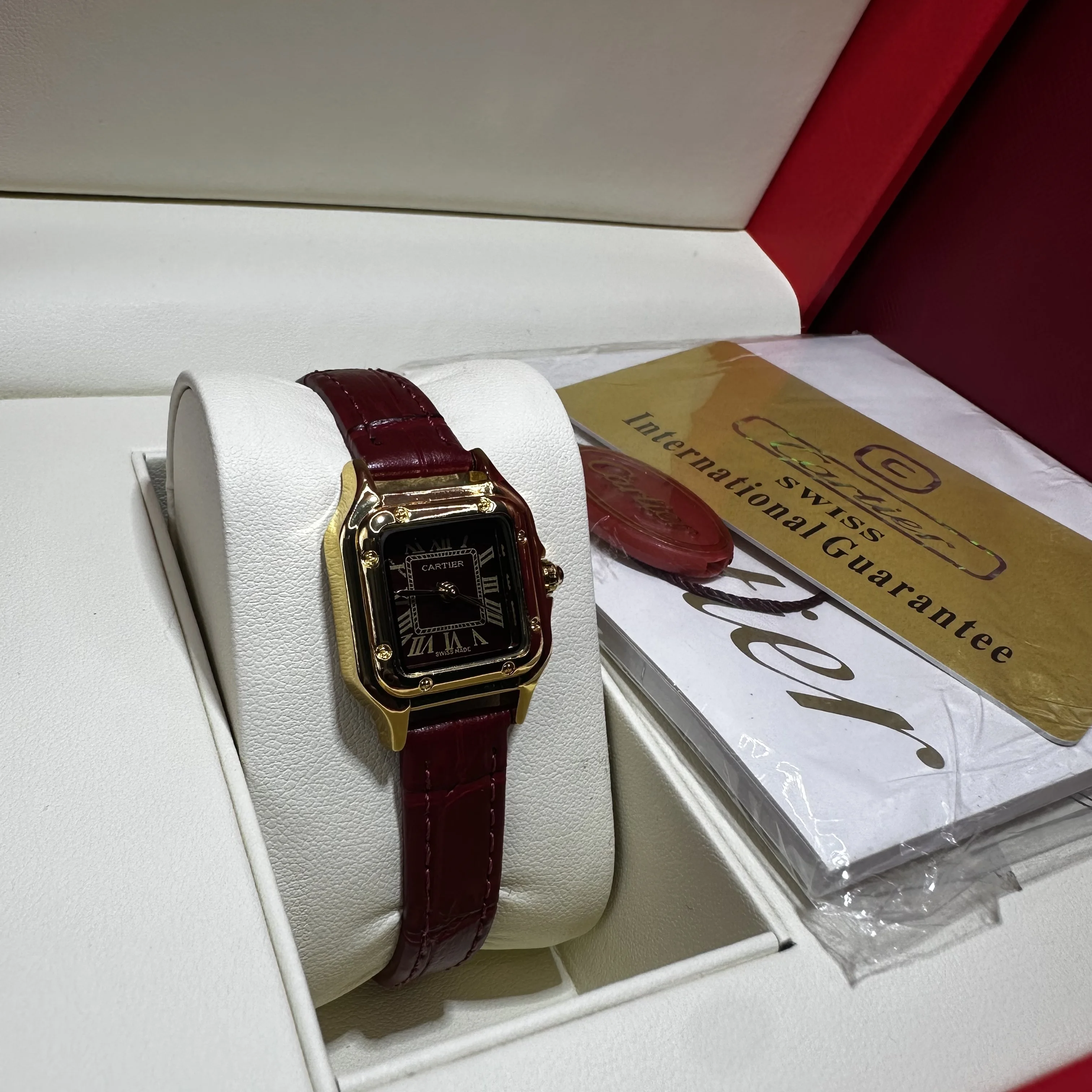 Cartier Panthere Cuir bordeaux