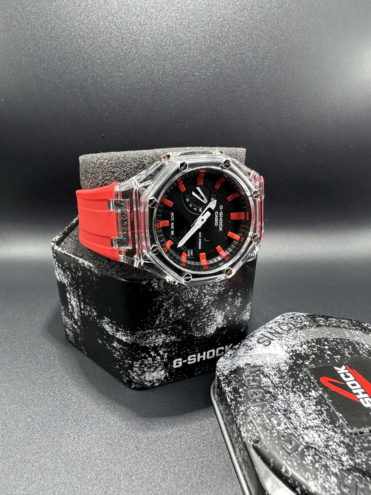 Casio G-Shock CasiOak Rouge