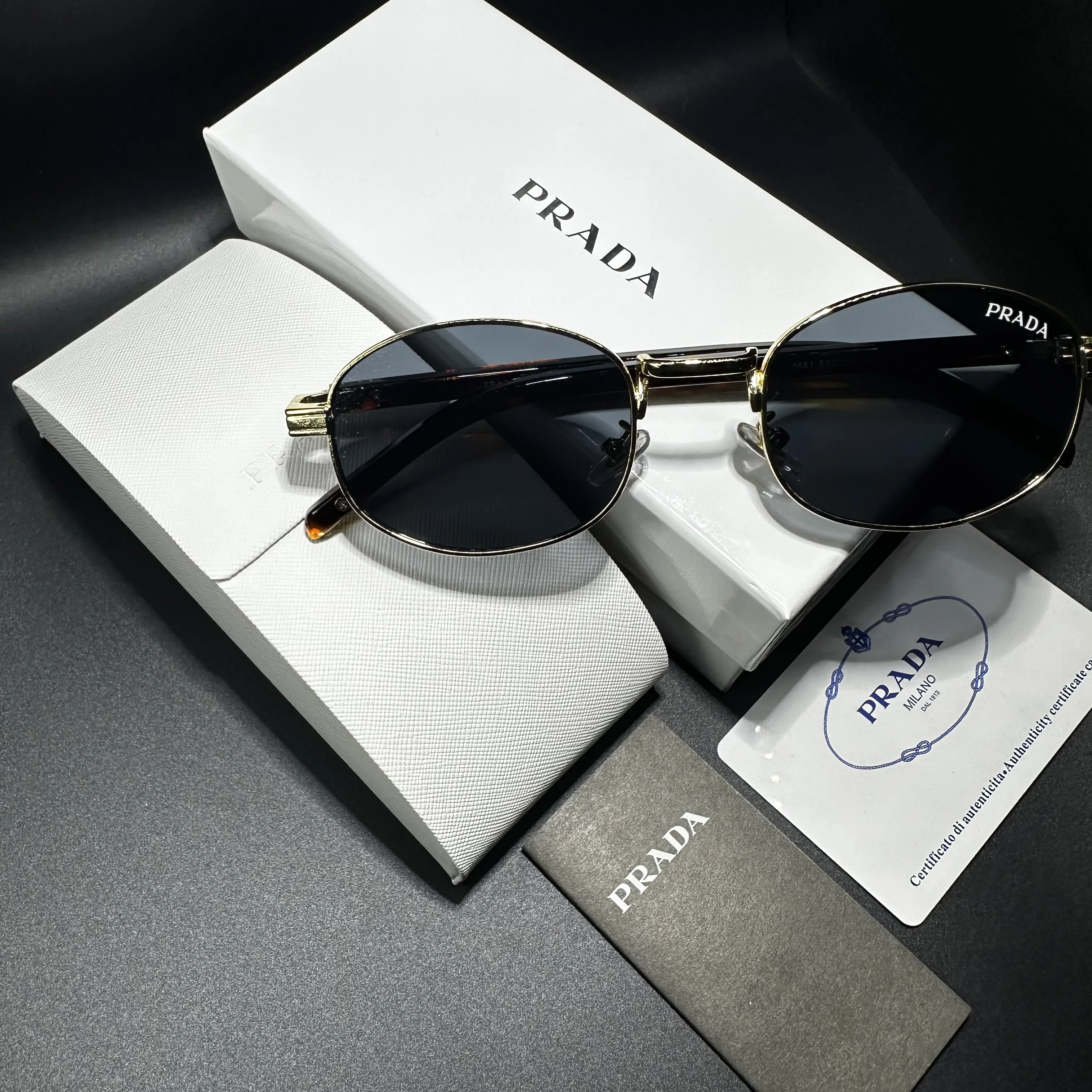 Lunettes Prada Milano