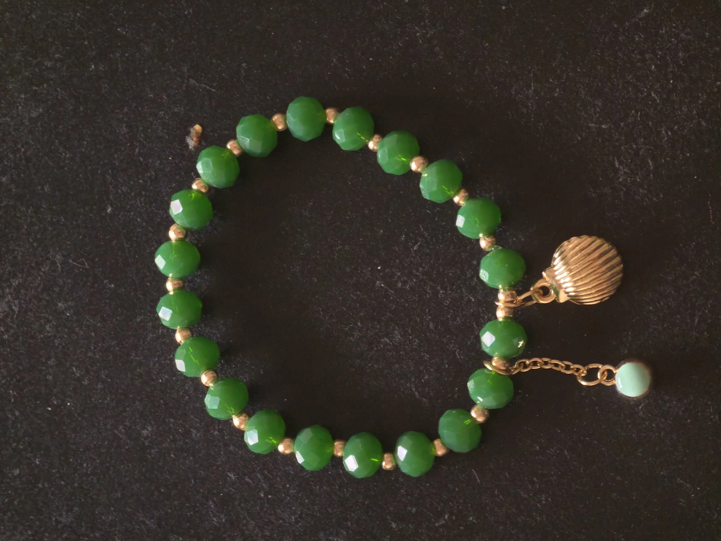 Shell bracelet, green