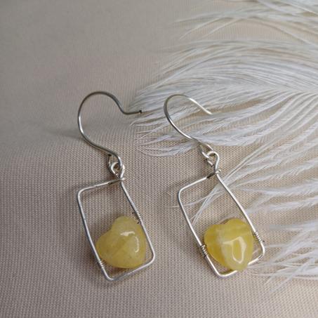 Boucles d'Oreilles Rectangulaires en Acier Inoxydable Argenté avec Cœur en Citrine