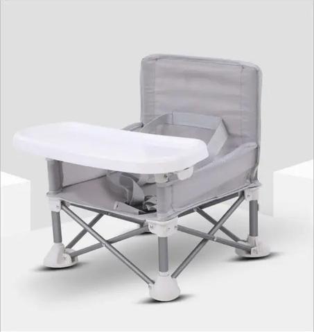 كرسي آمن للأطفال الصغار - الرفيق المثالي لكل مغامرة!