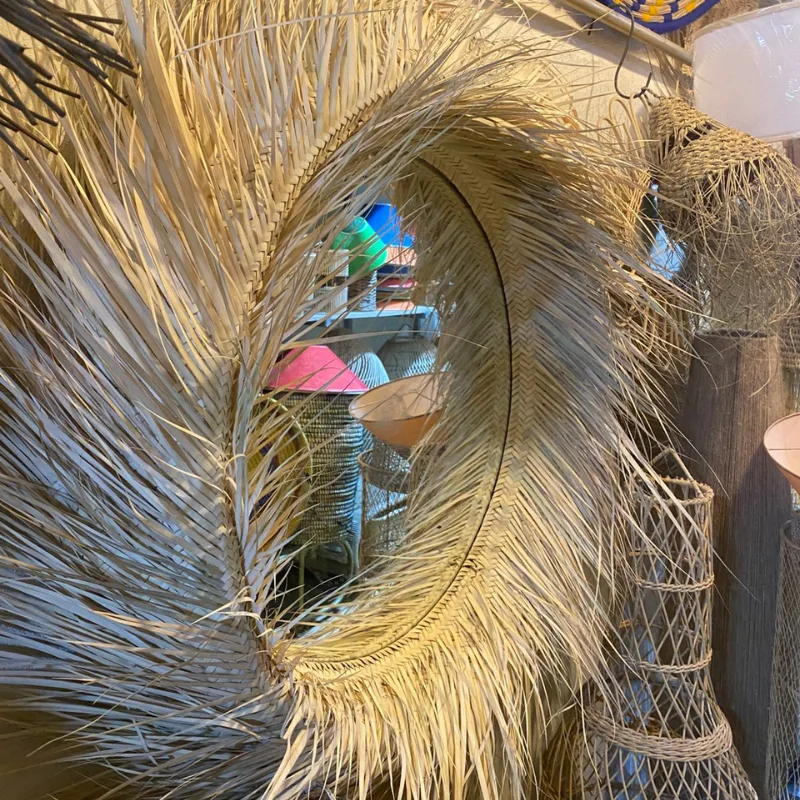 𝐌𝐢𝐫𝐨𝐢𝐫 𝐫𝐨𝐧𝐝 𝐞𝐧 𝐩𝐚𝐢𝐥𝐥𝐞 𝐭𝐫𝐞𝐬𝐬é𝐞 – 𝐟𝐚𝐢𝐭 𝐦𝐚𝐢𝐧 𝐚𝐮 𝐌𝐚𝐫𝐨𝐜
