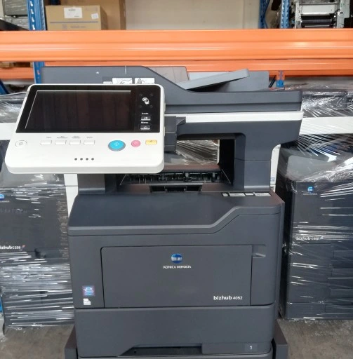 KONICA MINOLTA 4052