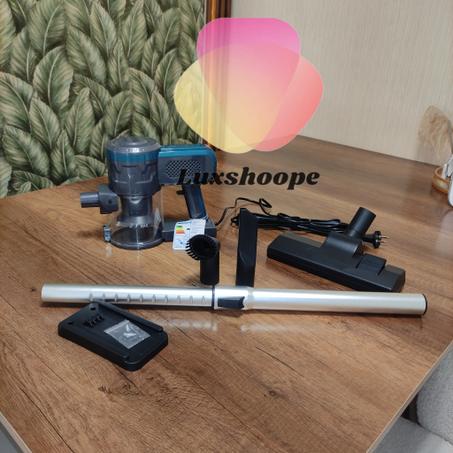 المكنسة الكهربائية  3 في 1 و بقوة 3000 واط و لها 3 رؤوس مختلفة