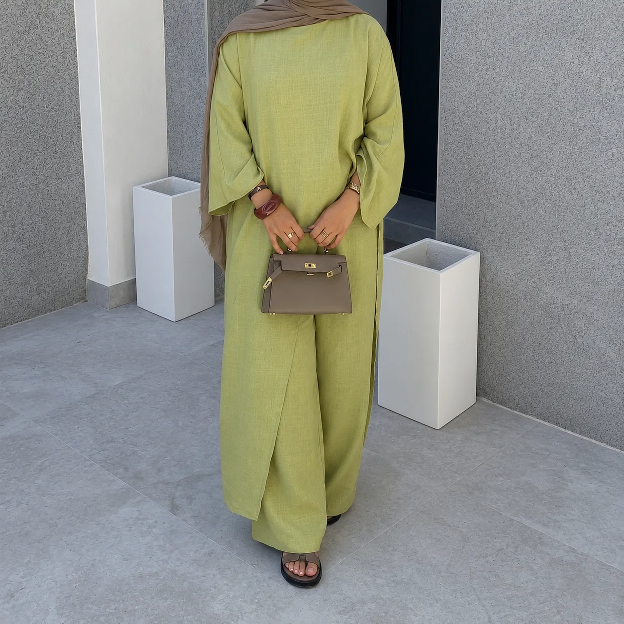 طقم الأنيقة Ensemble al aniqa