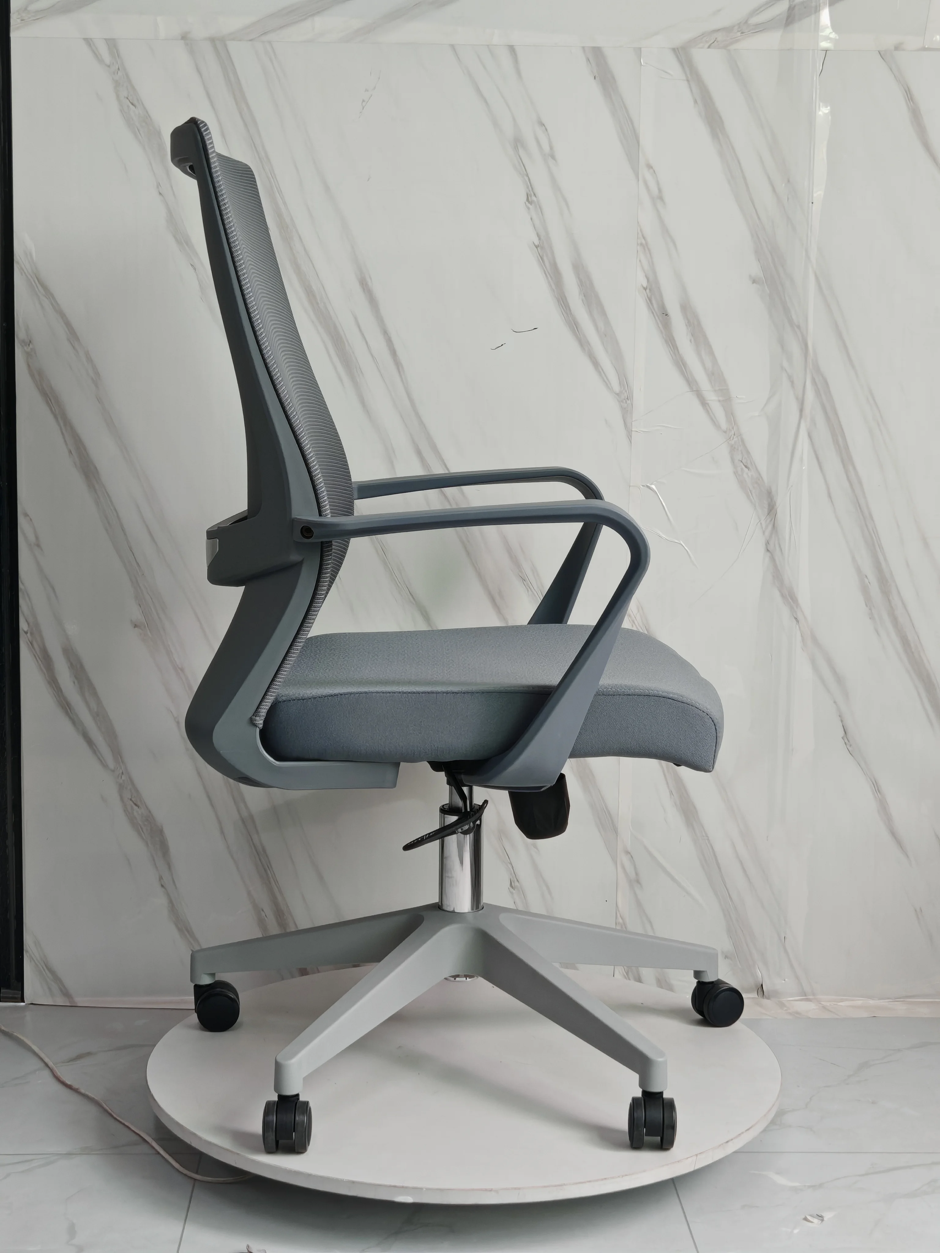 Chaise Balance Pro - Équilibre Parfait Confort et Santé