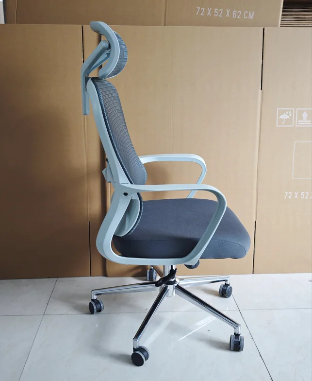 Chaise Vega - Confort Stellaire et Design Cosmique