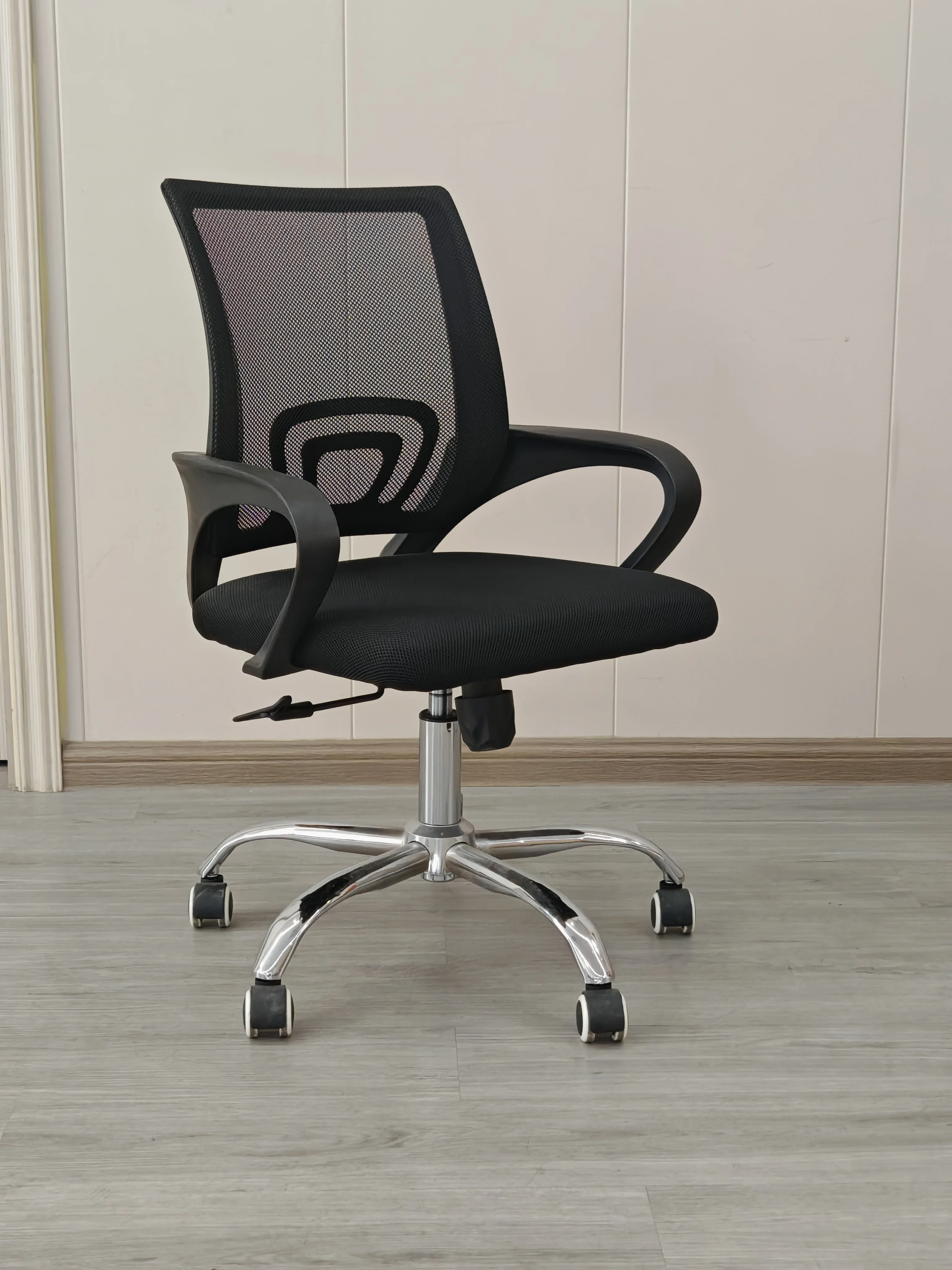 Chaise EcoComfort - Écologique, Confortable et Responsable