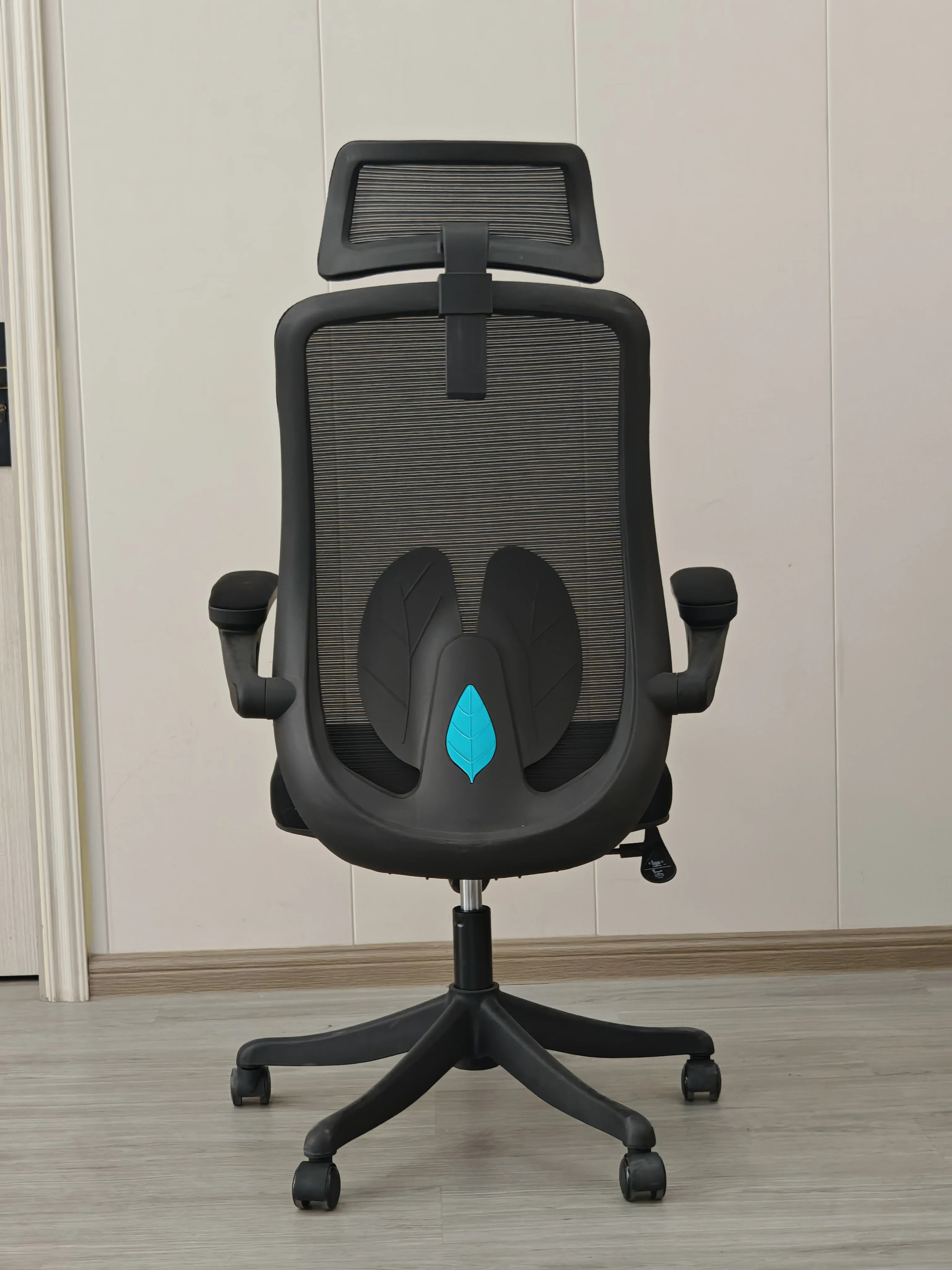 Chaise Nova - Innovation et Design Futuriste