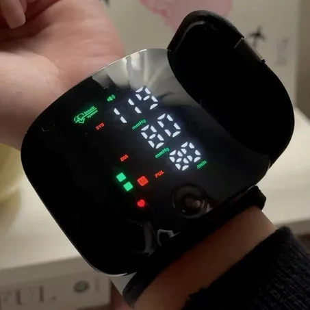 جهاز قياس ضغط الدم الديجيتال الذكي