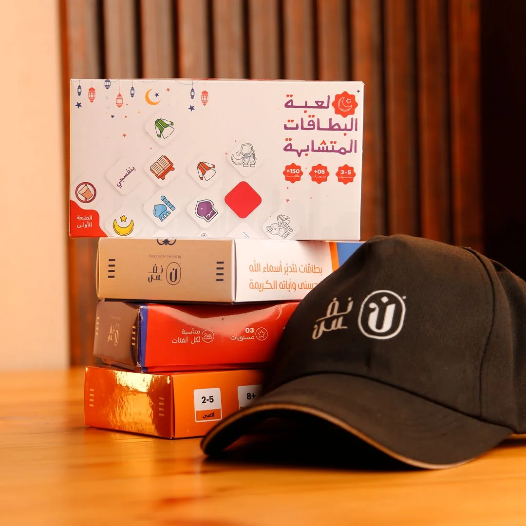 لعبة البطاقات المتشابهة