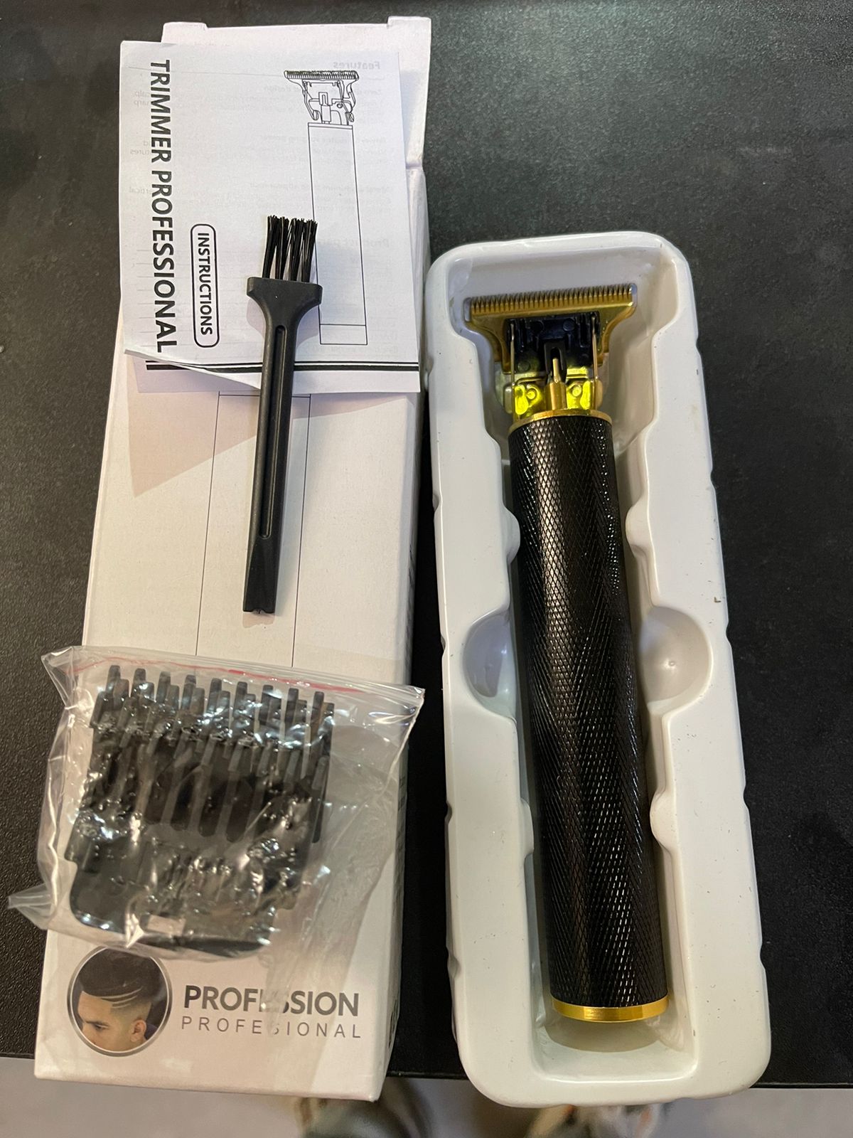 Professional Hair Trimmer ماكينة حلاقة الشعر الاحترافية