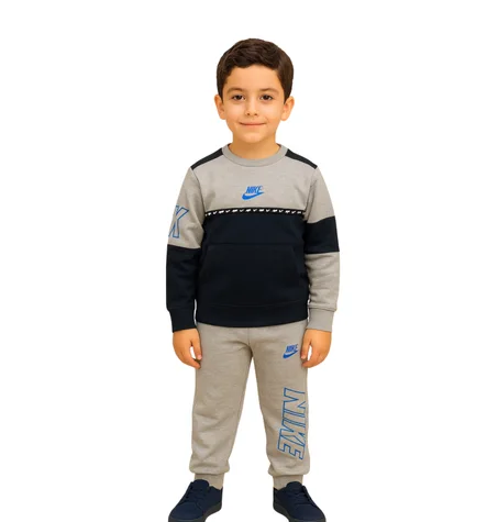 Survette Nike   ( 4 6 8  ans )