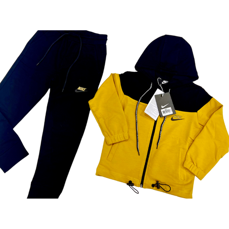 Survette NIKE ( 4 10 ans )