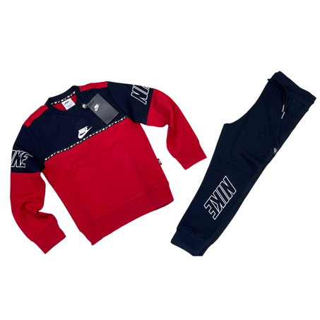 Survette Nike   ( 4  ans )