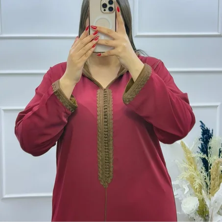 Jellaba Tradition Chic – Déclinaisons de Couleurs