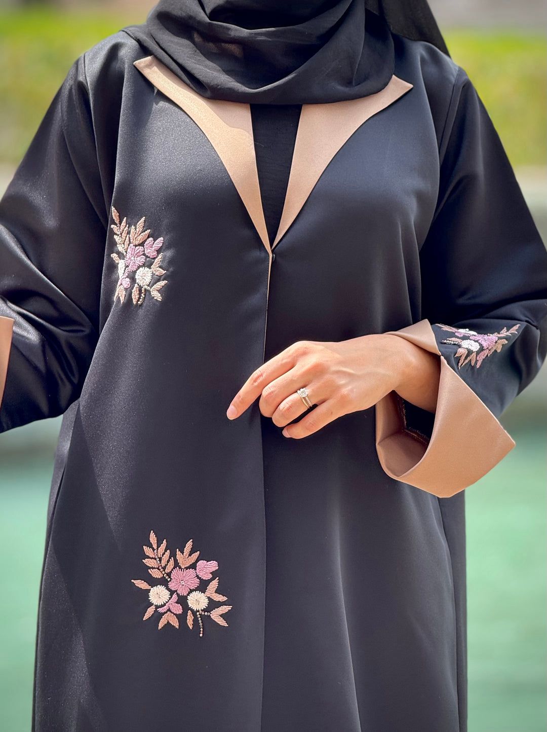 ABAYA BLAZER NOIR & BEIGE