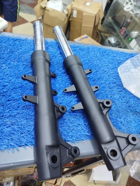 امتسار افو فماكس 200  amotiseur avant vmax