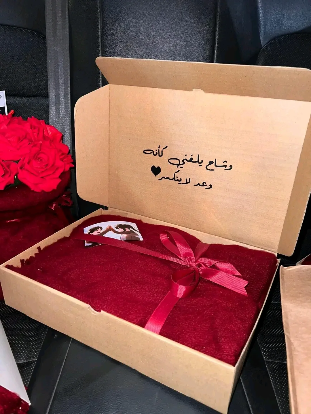 شال نسائي من الصوف - ناعم، منتفخ