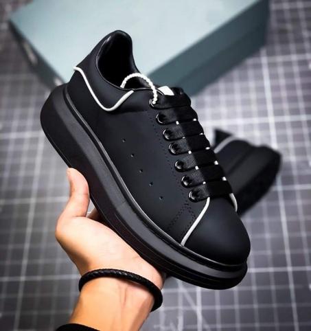 حذاء اليكساندر الاكثر مبيعا + توصيل مجاني لحد باب البيت و الدفع عند الاستلام